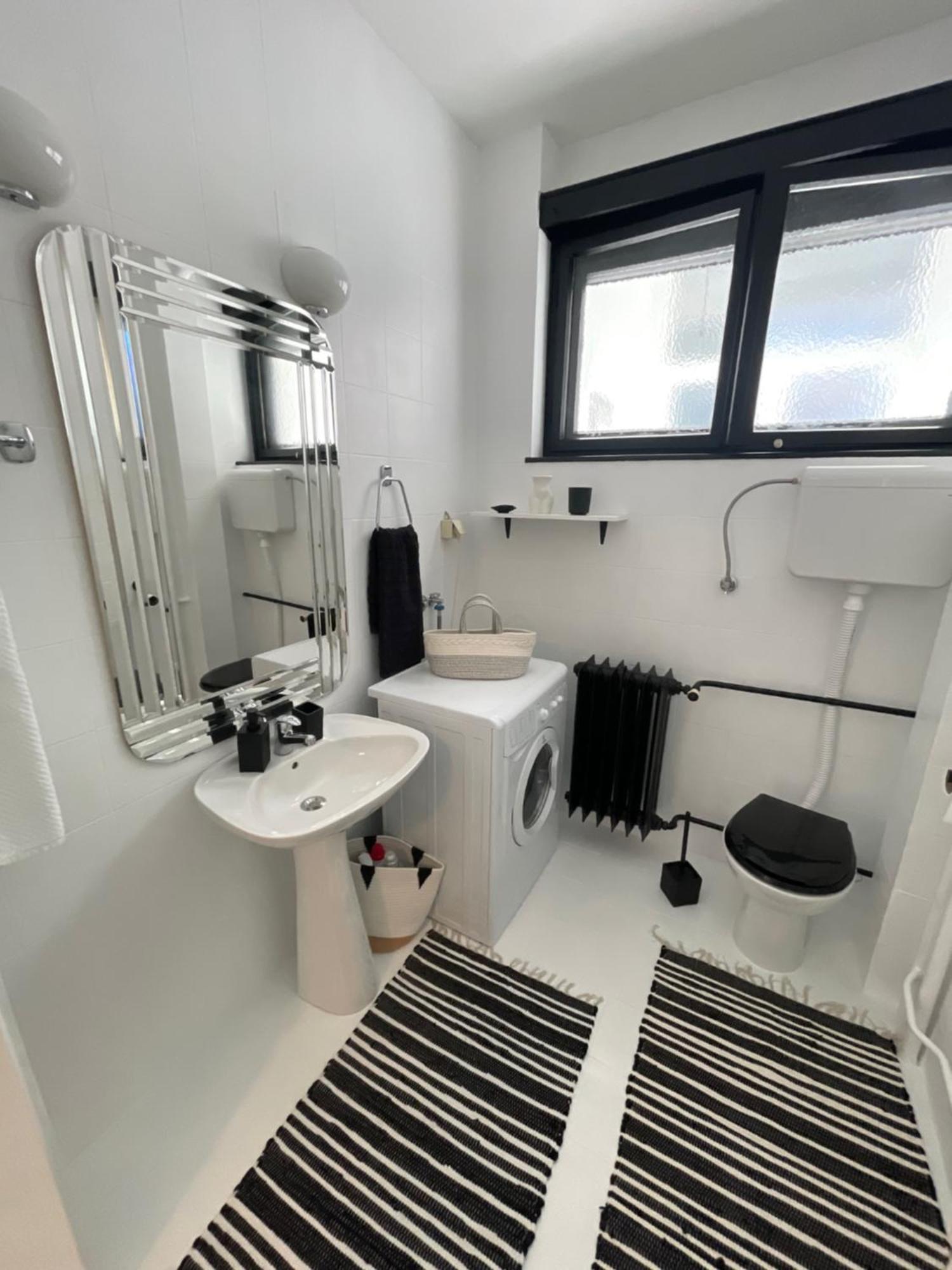 Apartment Mirochka Belgrade Extérieur photo