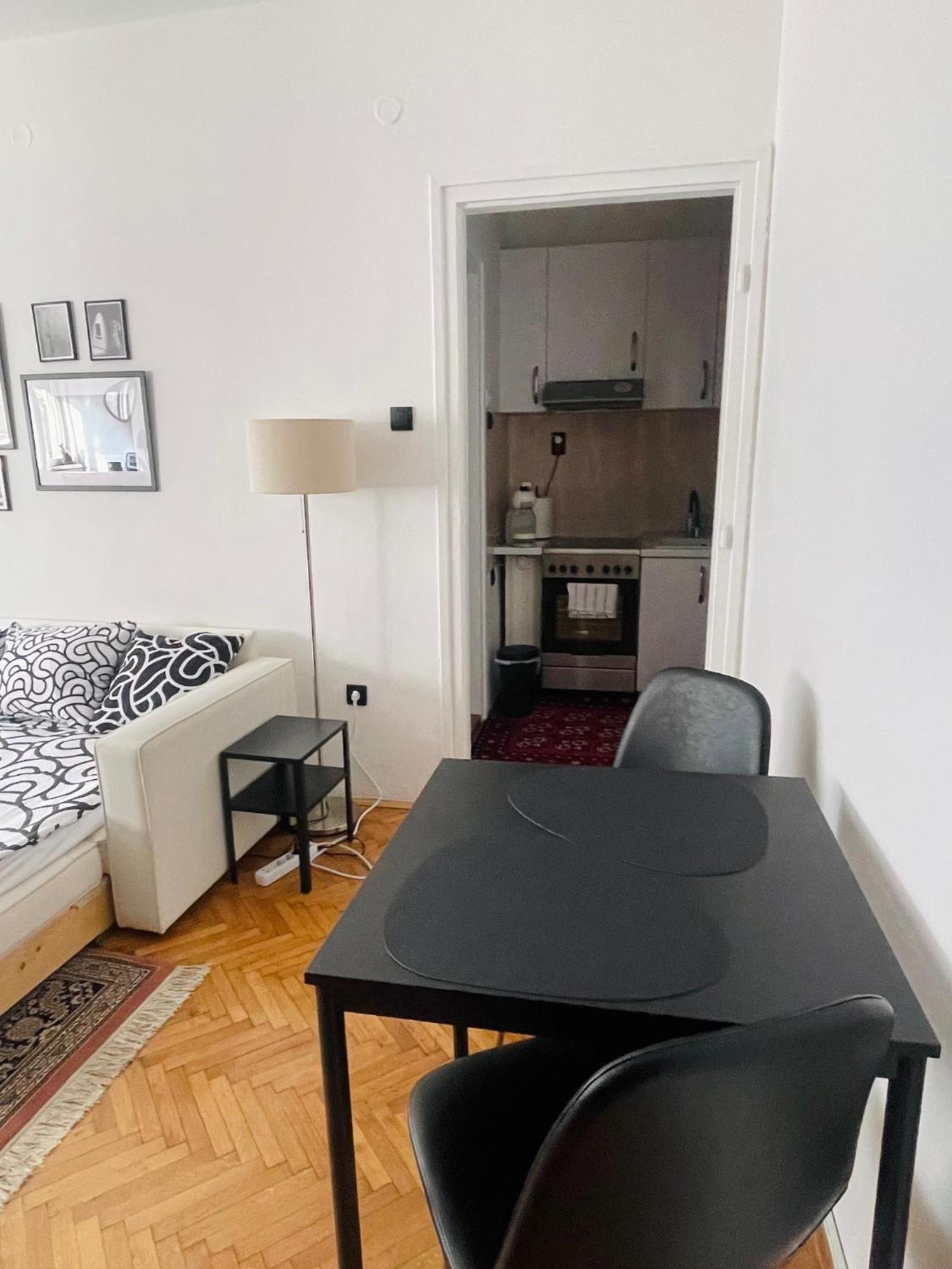 Apartment Mirochka Belgrade Extérieur photo